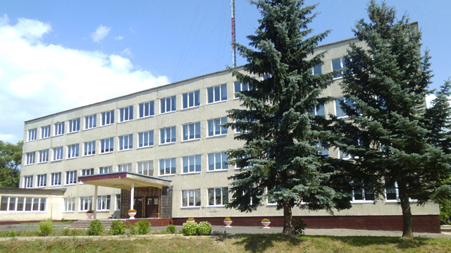 Stavba kmetijske šole Smilovichi