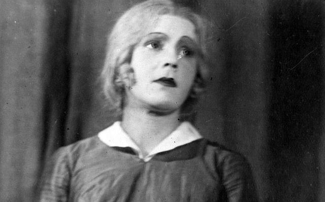 Варвара Попова в пиесата