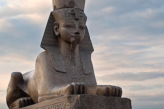 Skulptura Sfinge u St. Petersburgu