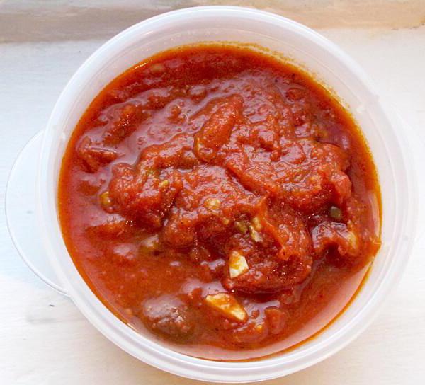 cukinia w sosie pomidorowym na zimę