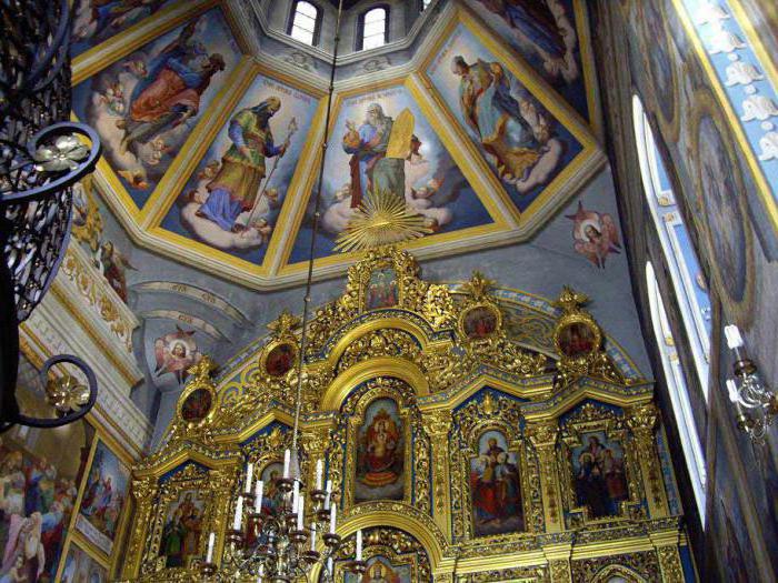 Mozaiky kláštera sv. Michala s zlatými klenbami