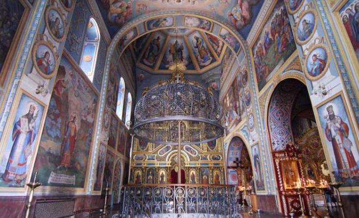 Monastero di San Michele dalle cupole dorate