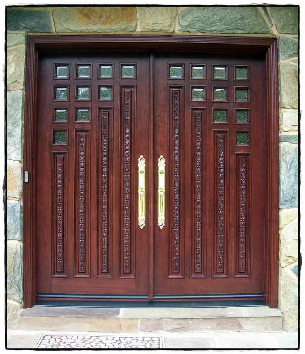 Standardní velikost vstupních dveří