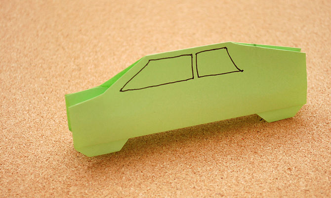 путнички оригами аутомобил