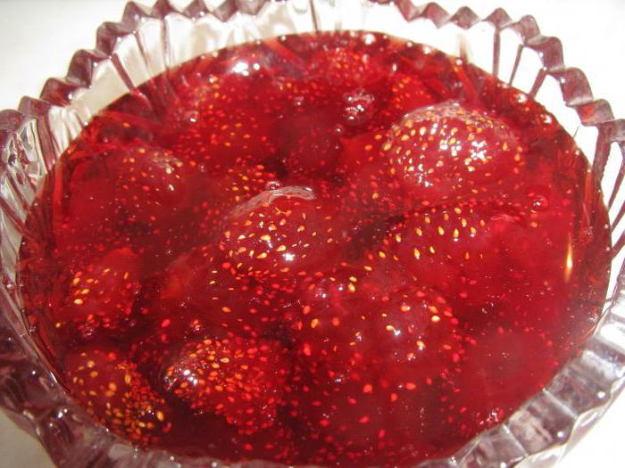 рецепта за сладко от ягоди с желатин