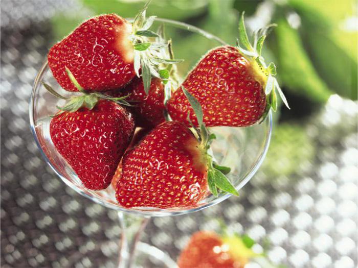 Описание на сорта ягода от сорта Darsellect