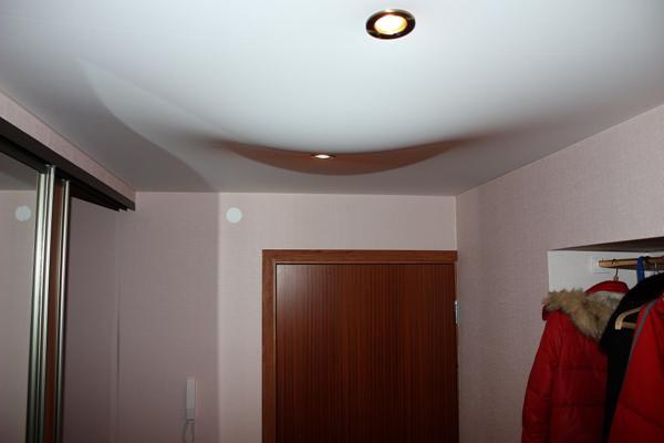 ремонт на опънати тавани