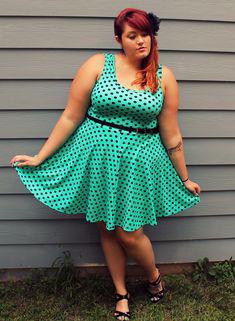modeli poletnih oblek za debele ženske fotografijo