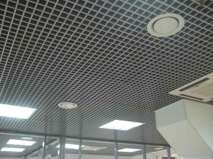 falešná instalace stropu