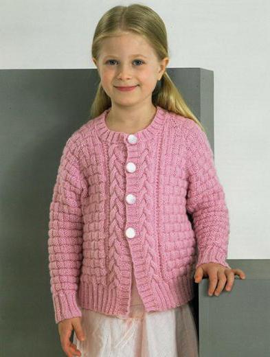 dziewiarskie swetry dla dziewczynek