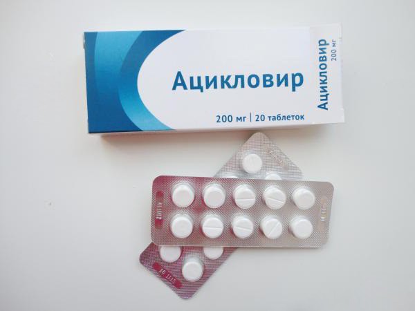 tablety acyclovir tablet
