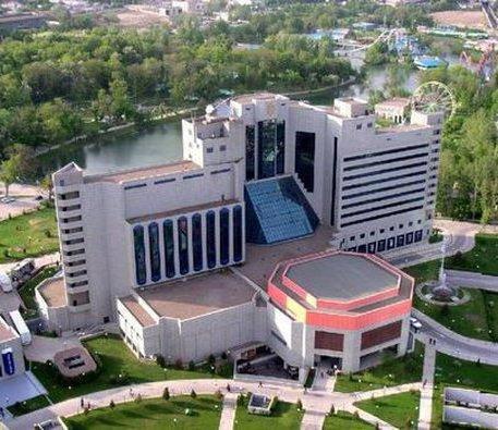 Хотел Интерконтинентал Ташкент