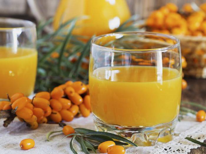 beneficio delle proprietà della ricetta del succo di frutta dell'olivello spinoso