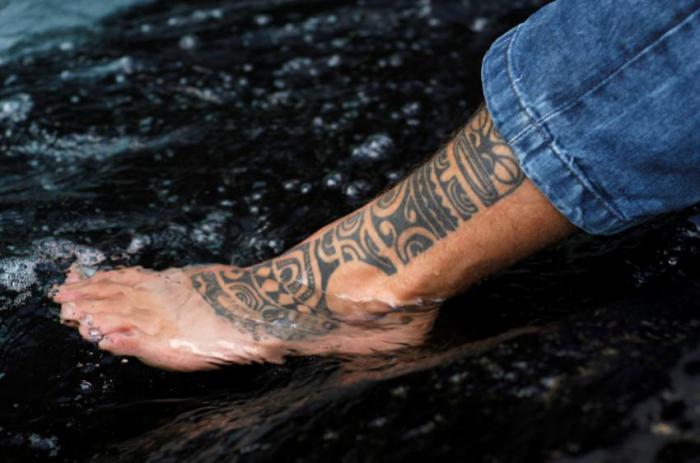 tetovaže na nogah za moške vzorce