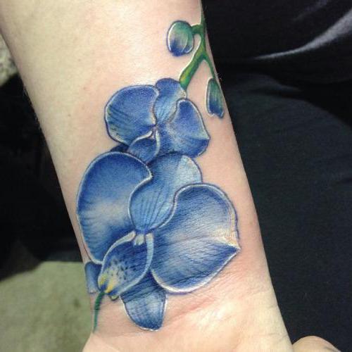květina tetování na zápěstí