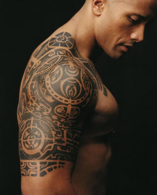 Tattoo na moški podlakti