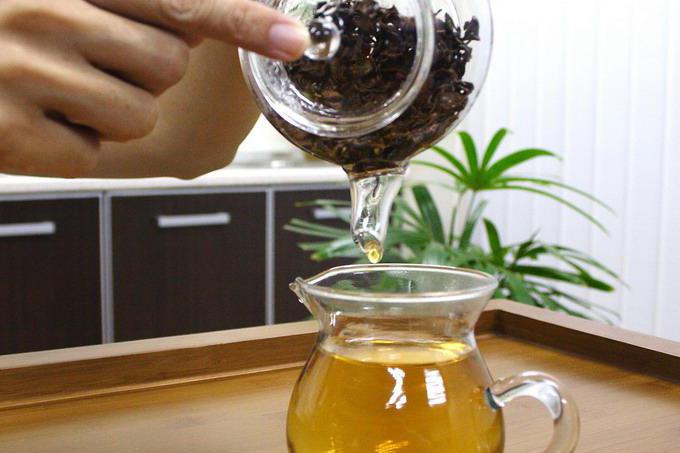 Jak vyrobit čaj z listů rybízu