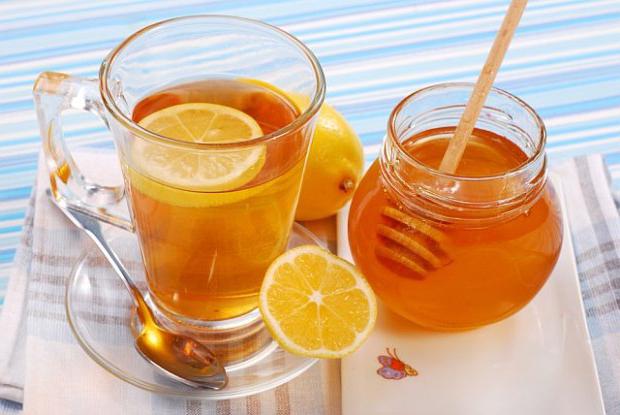 Чай с мед и лимон