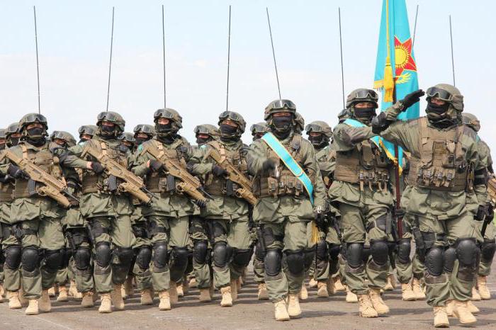 kolik sloužilo v armádě v Kazachstánu