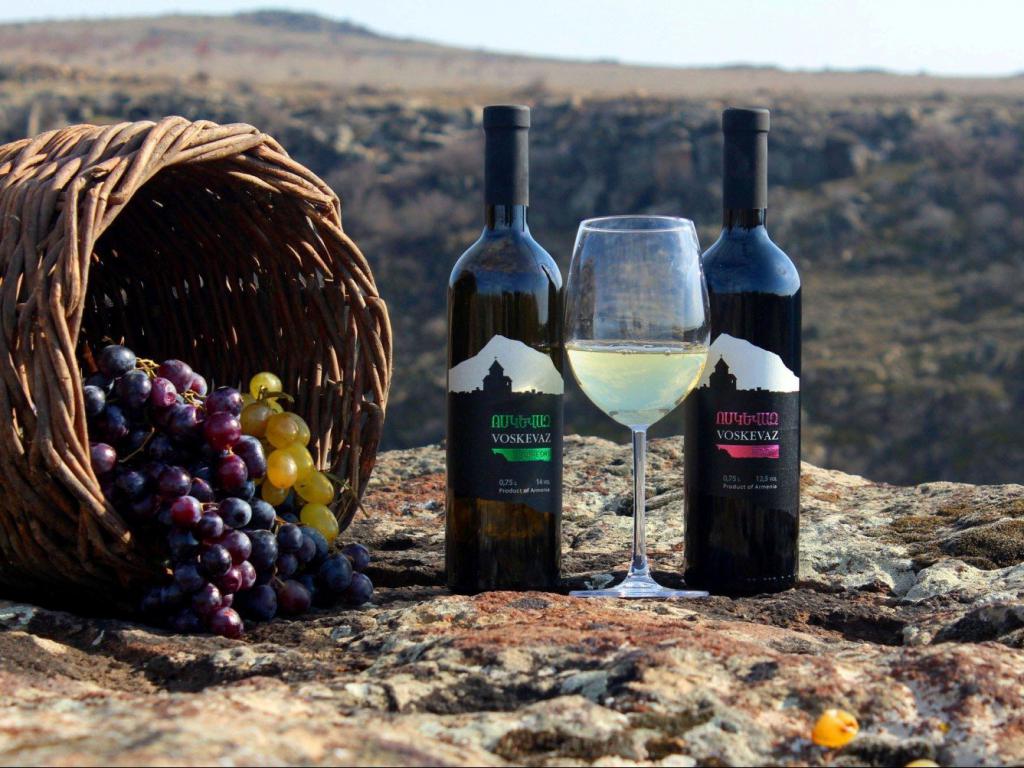 Arménské polosladké víno