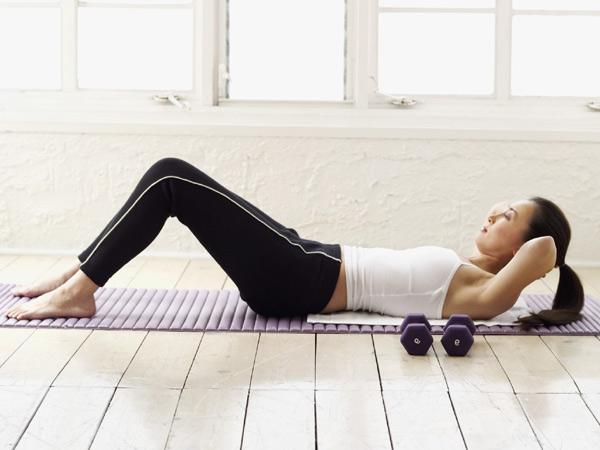 cvičení pro břicho a boky