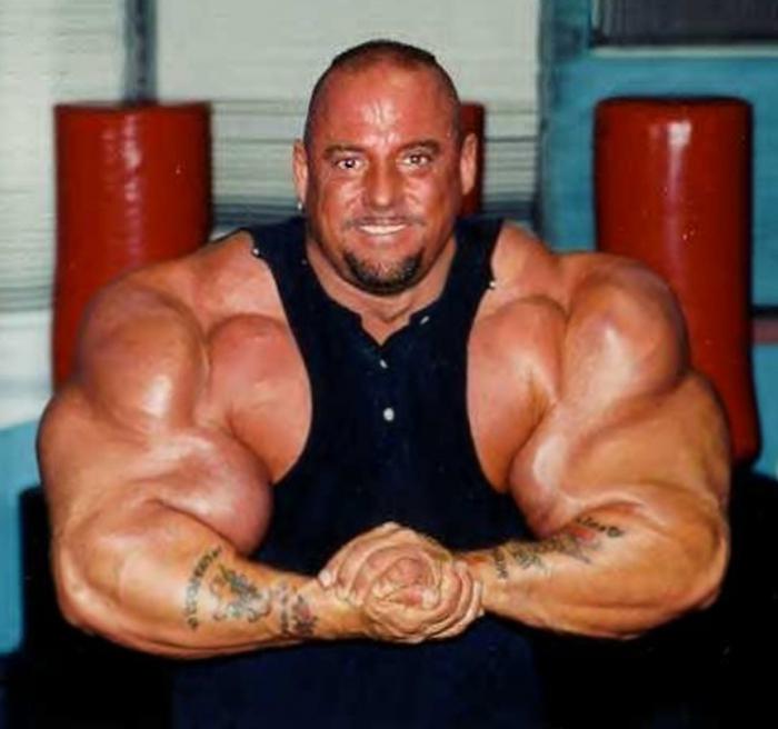 največji biceps na svetu