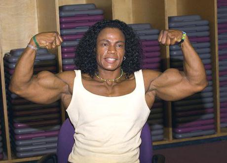 največji biceps na svetu brez steroidov