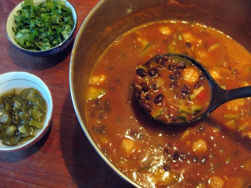 как да се готви супа от боб