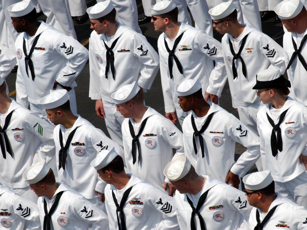 Námořní důstojníci