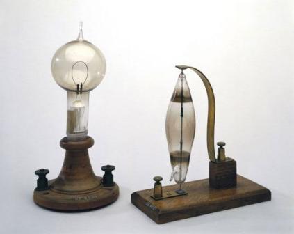 Historie vývoje elektrického osvětlení