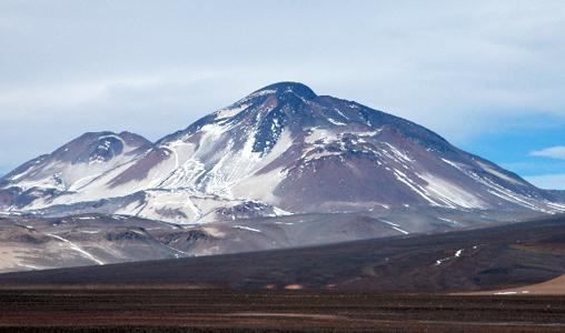 il più grande vulcano del mondo è sveglio