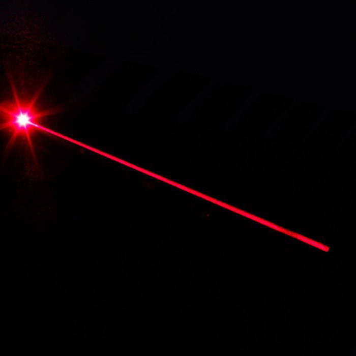 Promieniowanie laserowe ma następujące właściwości