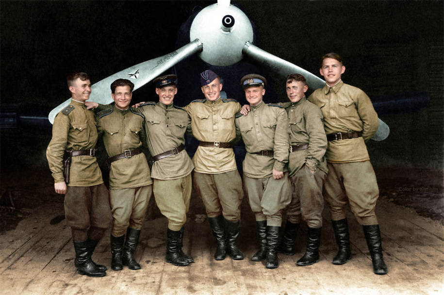 Uniformy vojenské 1945 Berlín