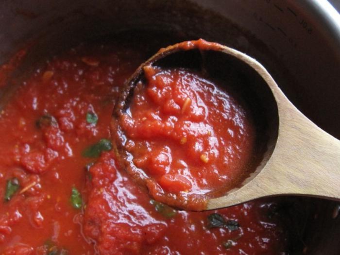 domača paradižnikova omaka