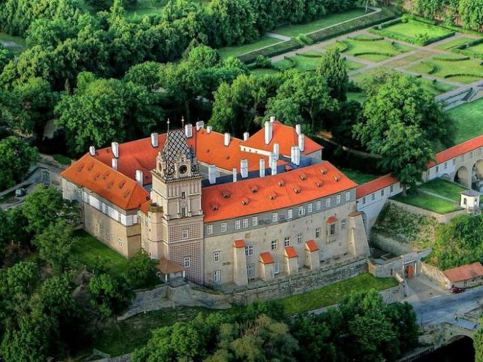 Turneja dvoraca Češke