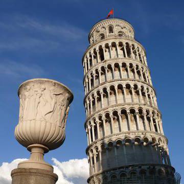 Наклонената кула в Пиза