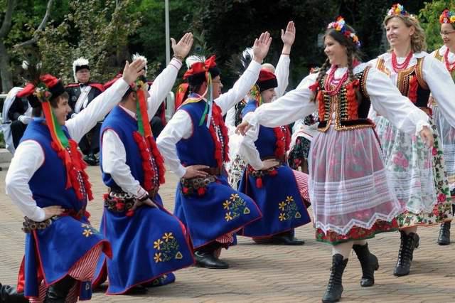 mazurka poljski ljudski kitarski ples