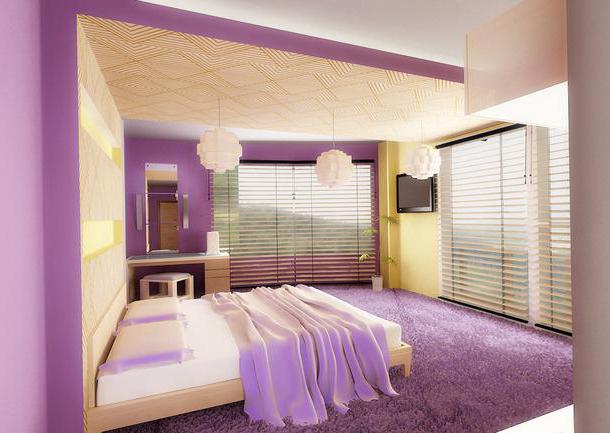 kombinacija boja u unutrašnjosti spavaće sobe lila
