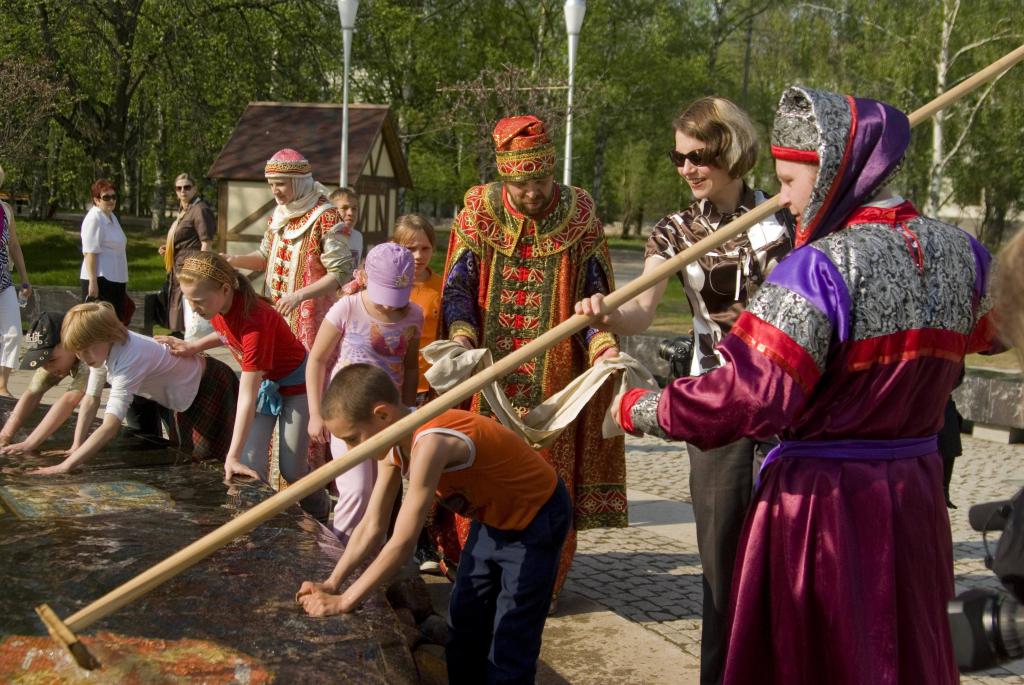 Народите на Велики Новгород