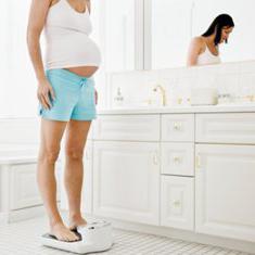 normalno povečanje telesne mase med nosečnostjo