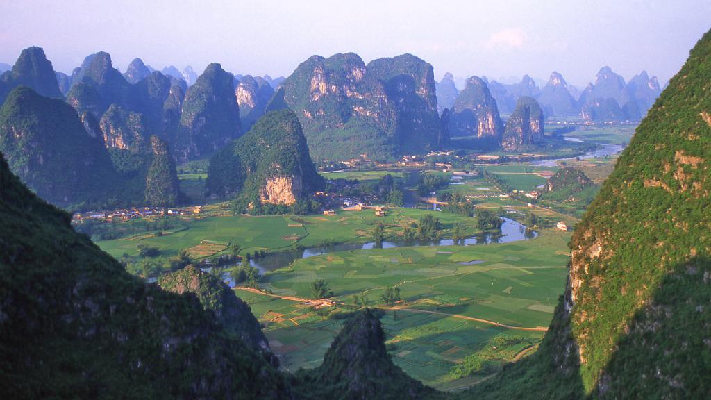 Ci sono molte montagne in Cina