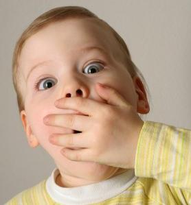 l'odore del bambino dalle cause della bocca