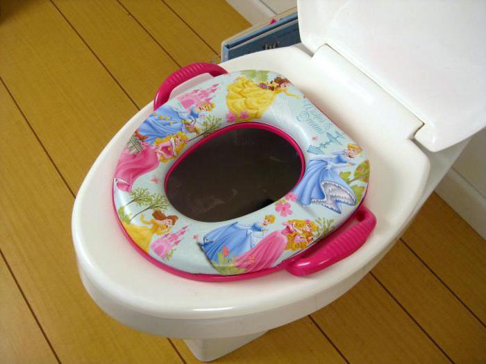 toaletní sedátko s dětským žebříkem
