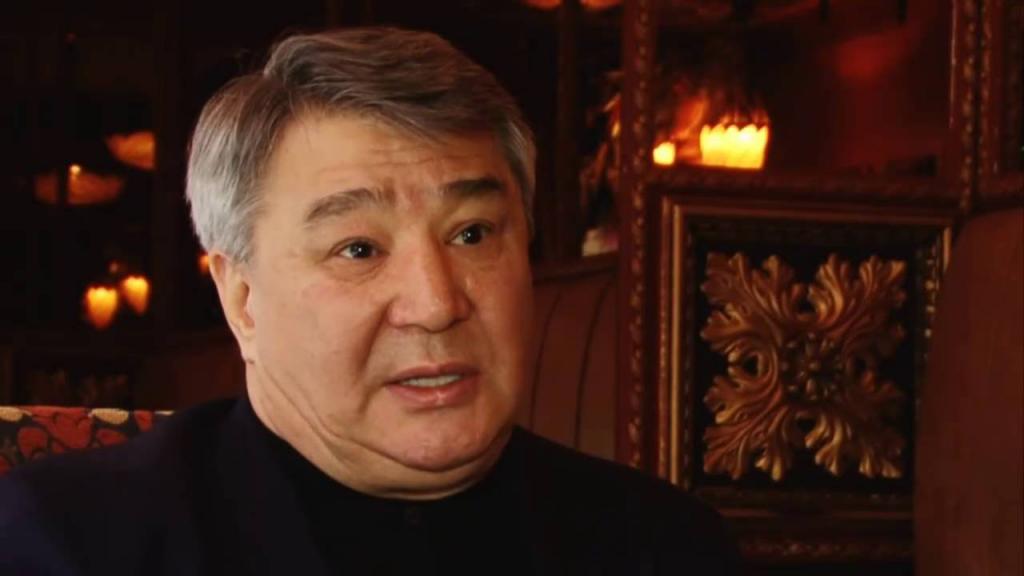 Alimzhan Tokhtakhunov kazensko evidenco