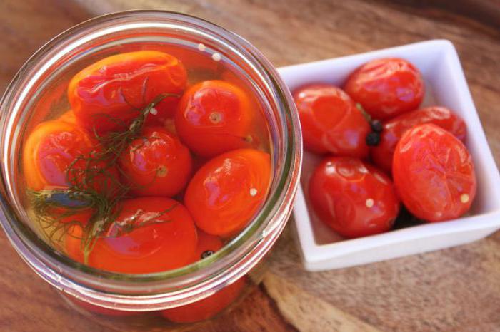 осолени домати без оцет