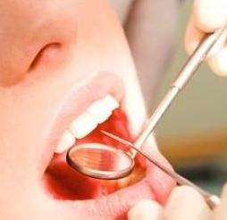 ošetření předních zubů