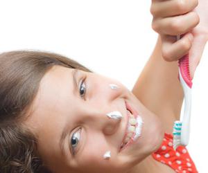zobna pasta za akne