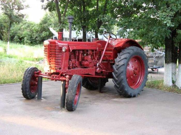traktor SSSR-a