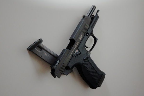 Traumatski pištolj MR-353