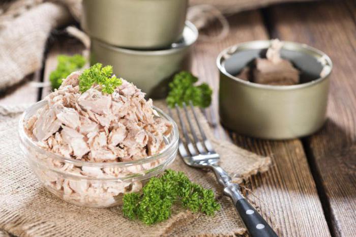 ricetta classica di insalata di tonno